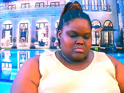 EbonyHotBuns online show from 04/18/26, 09:57