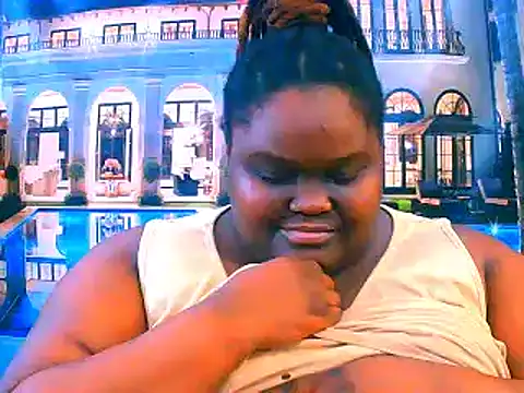 EbonyHotBuns online show from 04/24/26, 12:35