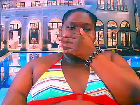 Snapshot of EbonyHotBuns chatting on 06/25/26, 06:12 EbonyHotBuns online show from 06/25/26, 06:12