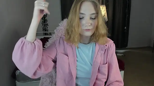 ReddHotPipper online show from 09/12/25, 02:33