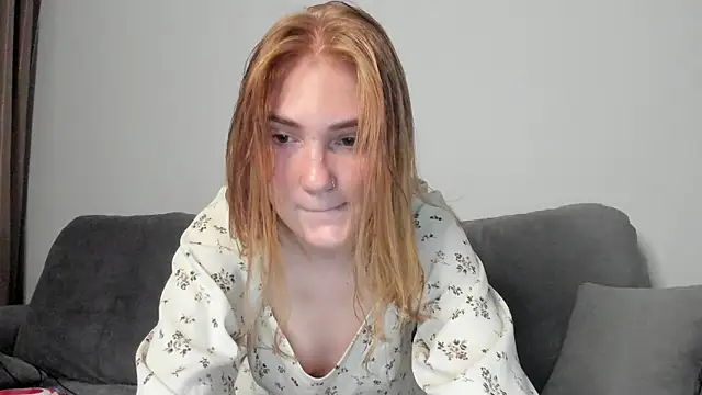 Snapshot of ReddHotPipper chatting on 06/03/26, 04:04 ReddHotPipper online show from 06/03/26, 04:04