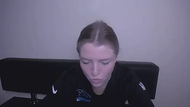 Snapshot of MissOliviaa_ chatting on 12/03/24, 05:55 MissOliviaa  online show from 12/03/24, 05:55