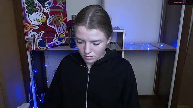 Snapshot of MissOliviaa_ chatting on 12/12/24, 12:55 MissOliviaa  online show from 12/12/24, 12:55