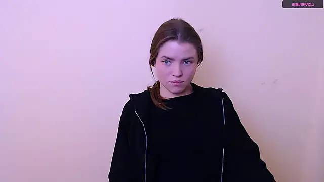 Snapshot of MissOliviaa_ chatting on 01/16/25, 11:26 MissOliviaa  online show from 01/16/25, 11:26