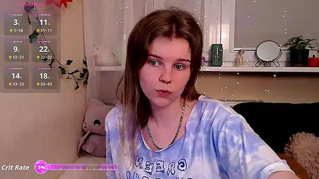 Snapshot of Moona_xx chatting on 09/17/25, 09:38 Moona xx online show from 09/17/25, 09:38