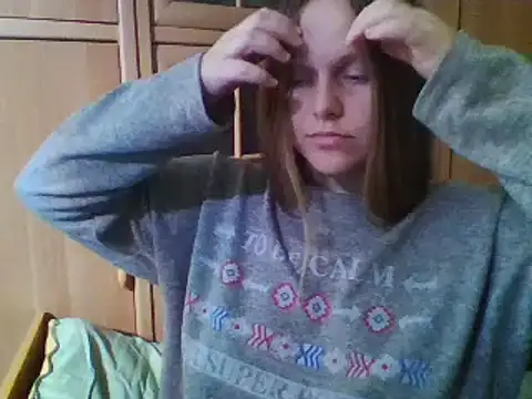 Evasapples online show from 12/15/24, 06:37