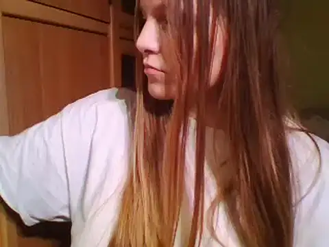 Evasapples online show from 12/22/24, 08:14