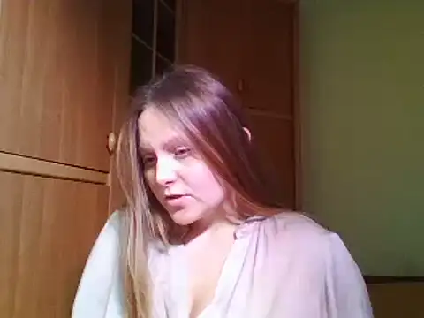 Evasapples online show from 01/05/25, 06:13