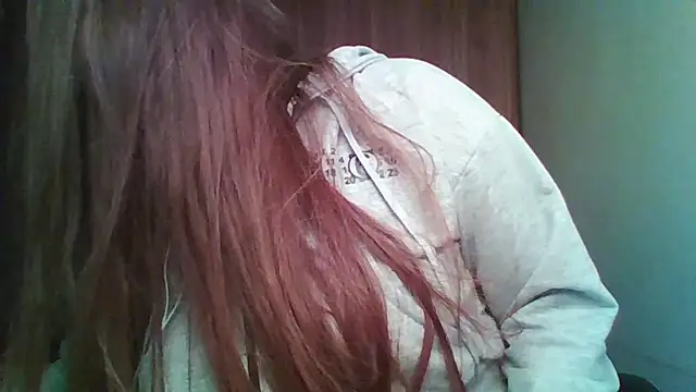 Evasapples online show from 04/16/26, 07:58