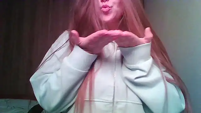 Evasapples online show from 04/21/26, 07:50