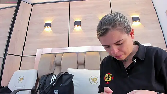 dorothy vegga online show from 02/02/26, 04:00