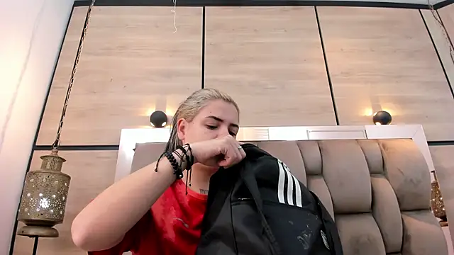 dorothy vegga online show from 03/27/26, 03:45