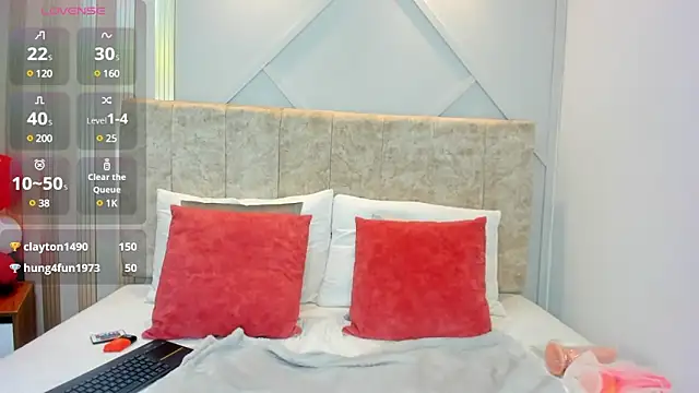 Tayra Pradit online show from 02/19/25, 12:03