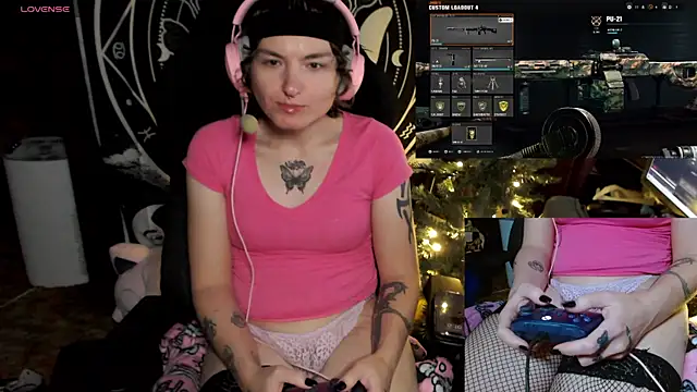 Snapshot of BrandiWRLD_999 chatting on 12/13/24, 11:17 BrandiWRLD 999 online show from 12/13/24, 11:17