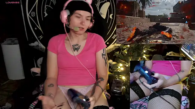 Snapshot of BrandiWRLD_999 chatting on 12/14/24, 02:23 BrandiWRLD 999 online show from 12/14/24, 02:23