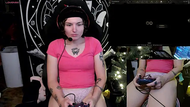 Snapshot of BrandiWRLD_999 chatting on 12/27/24, 10:48 BrandiWRLD 999 online show from 12/27/24, 10:48