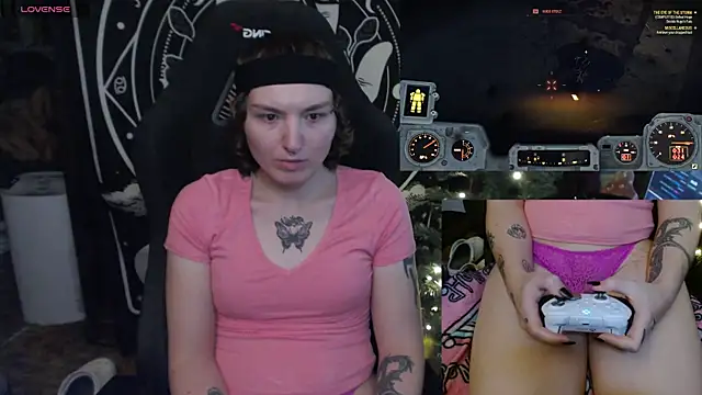 Snapshot of BrandiWRLD_999 chatting on 01/15/25, 03:43 BrandiWRLD 999 online show from 01/15/25, 03:43