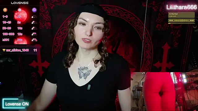 BrandiWRLD 999 online show from 11/18/25, 07:51