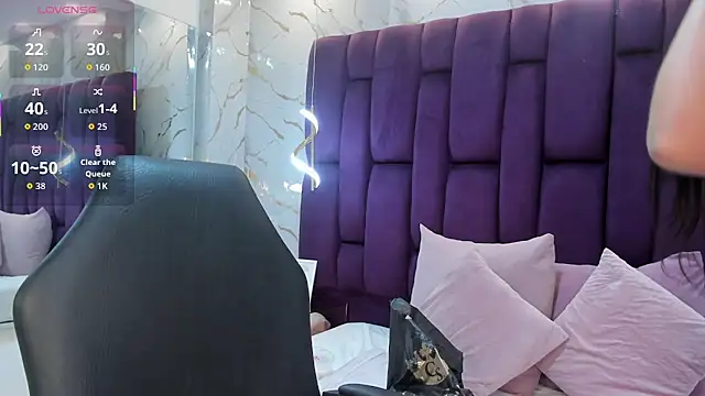 emma carterr1 online show from 04/09/26, 05:18