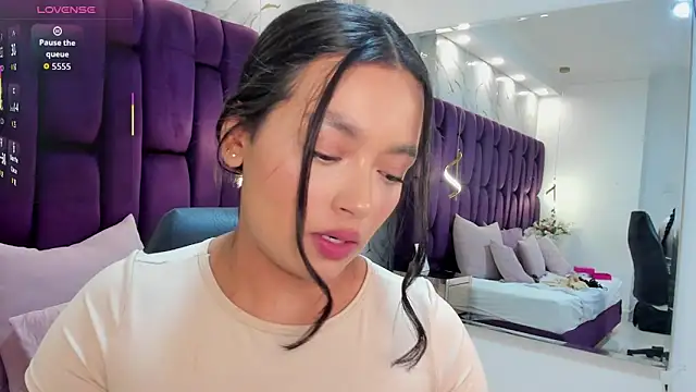 emma carterr1 online show from 04/12/26, 04:12