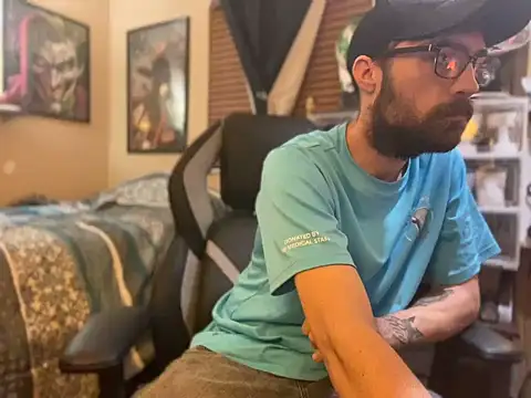 slutty guy12 online show from 01/31/25, 12:17