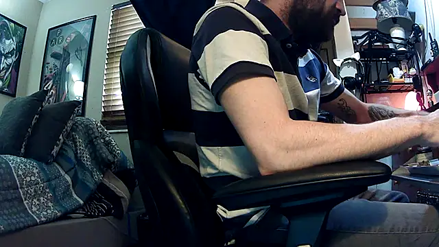 slutty guy12 online show from 02/23/25, 06:34