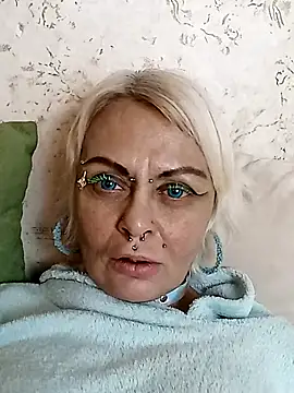 Gardener of Illusions online show from 12/02/25, 01:00