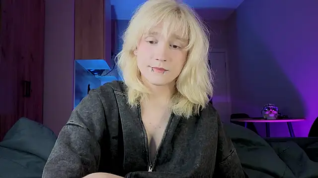 Gregory Byyrd online show from 09/17/25, 09:38