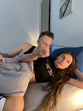 Snapshot of dreamgirls100 chatting on 01/07/25, 07:06 dreamgirls100 online show from 01/07/25, 07:06