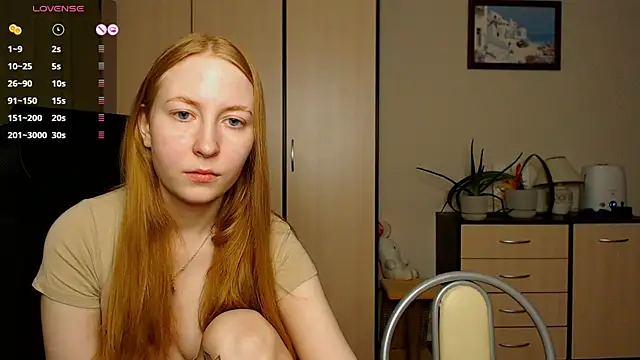 Snapshot of AliceStoneJhonyStone chatting on 02/13/25, 03:03 AliceStoneJhonyStone online show from 02/13/25, 03:03