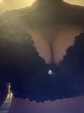 assiaakhl online show from 03/19/26, 10:14