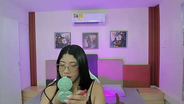 estrella bigboobs14 online show from 01/06/26, 10:08