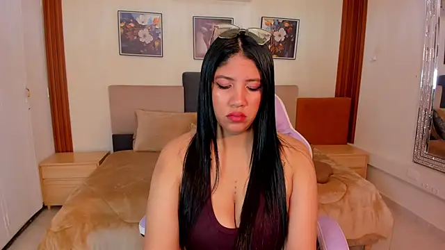 estrella bigboobs14 online show from 04/06/26, 10:27