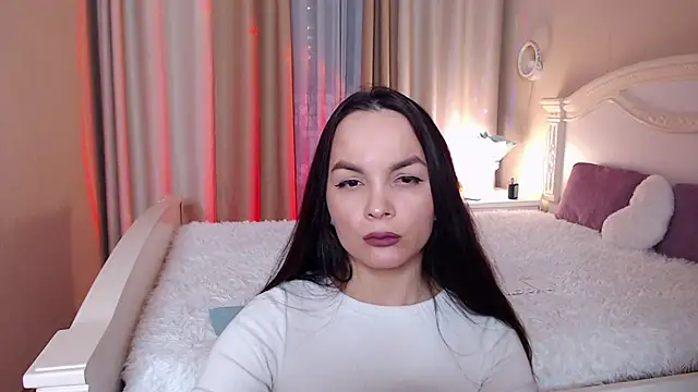 Snapshot of Avylew chatting on 10/26/25, 08:04 Avylew online show from 10/26/25, 08:04