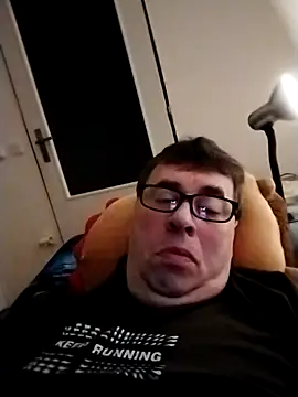 Lisak951 online show from 12/16/24, 06:21