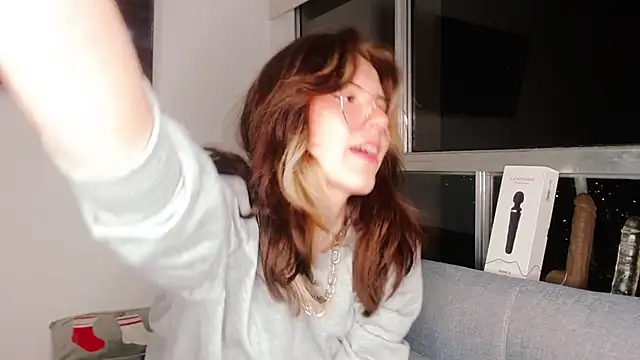 cherrybom969 online show from 12/31/24, 02:40