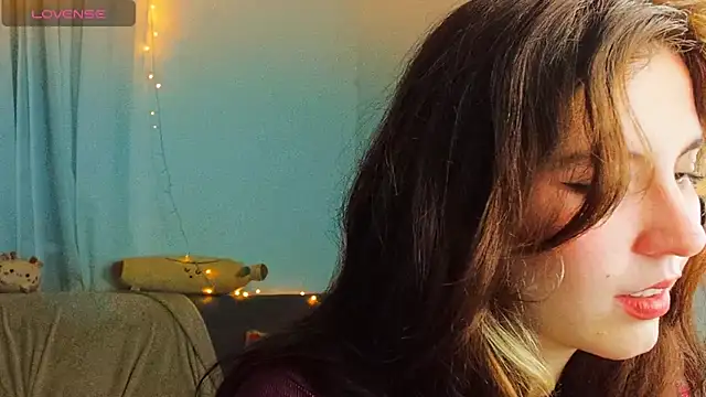 cherrybom969 online show from 02/17/25, 04:42