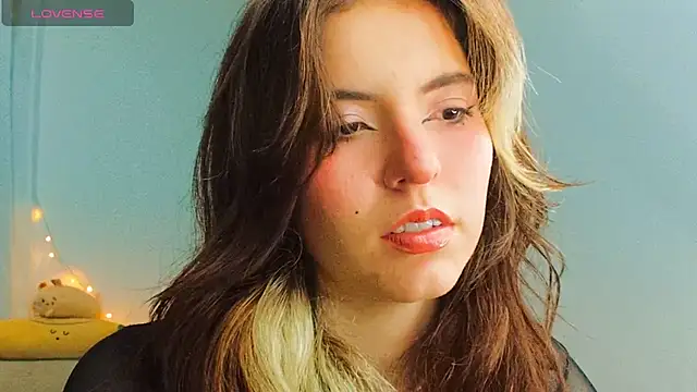 cherrybom969 online show from 02/28/25, 03:59