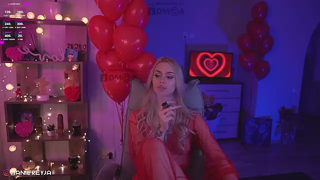 Snapshot of ManiFreyja chatting on 02/26/25, 06:11 ManiFreyja online show from 02/26/25, 06:11