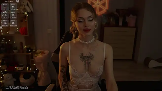 Snapshot of ManiFreyja chatting on 10/05/25, 05:22 ManiFreyja online show from 10/05/25, 05:22