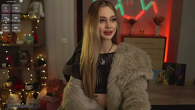 Snapshot of ManiFreyja chatting on 11/17/25, 07:19 ManiFreyja online show from 11/17/25, 07:19