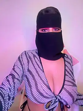 shanelle0 online show from 12/11/24, 03:24