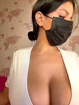 shanelle0 online show from 10/20/25, 01:39