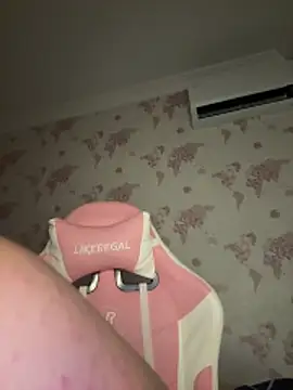 shanelle0 online show from 04/19/26, 01:38