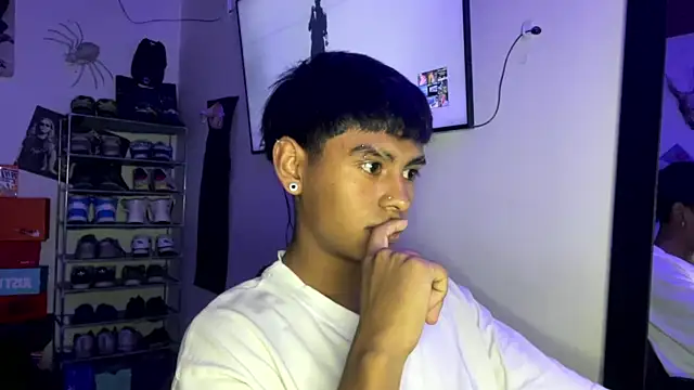 Snapshot of _Billowy_ chatting on 11/08/25, 10:41 Billowy online show from 11/08/25, 10:41