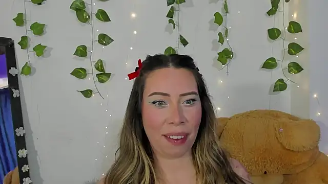 JanneKim online show from 11/19/25, 02:50