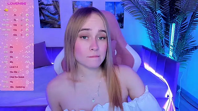 LianaBright online show from 02/04/25, 09:17