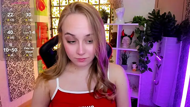 LianaBright online show from 04/22/26, 01:52