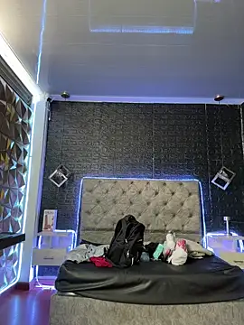 Paloma  LS online show from 04/22/26, 04:30