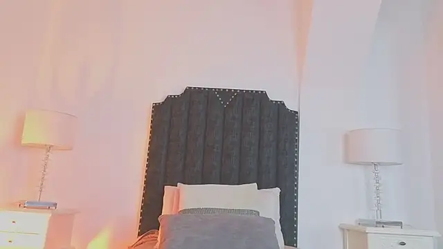 samanta william online show from 09/25/25, 02:59